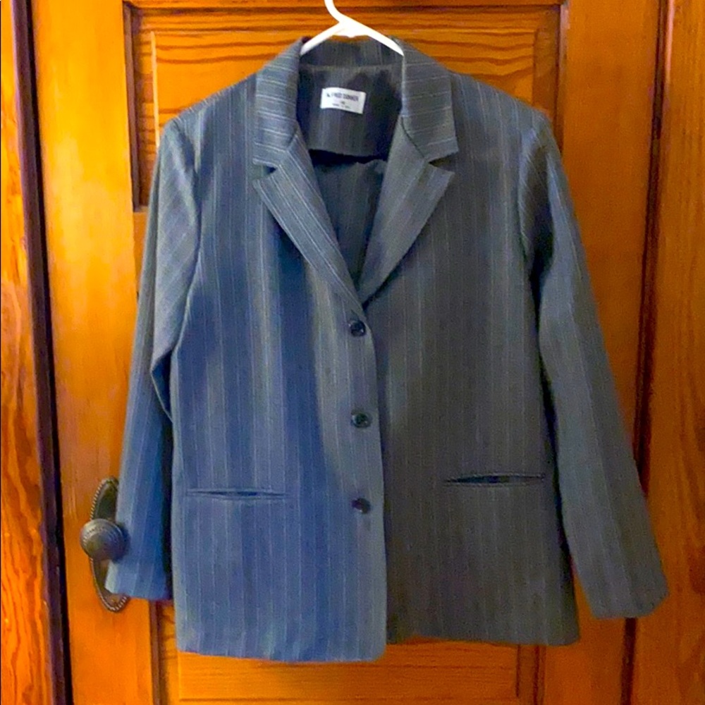 Professional Lady’s Pantsuit